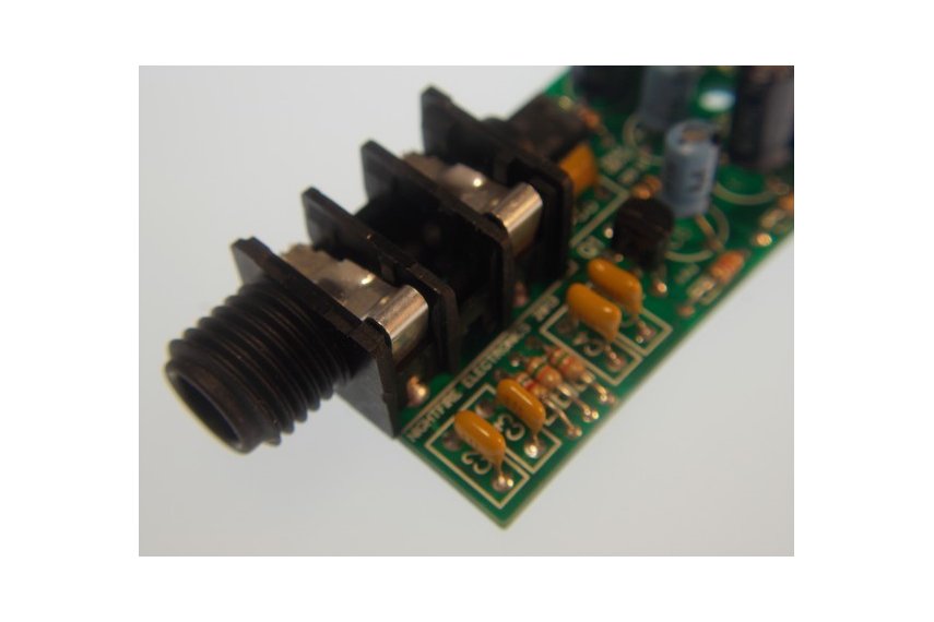 Code Practice Oscillator Kit w/ Phono Jack (3768) from nfceramics on